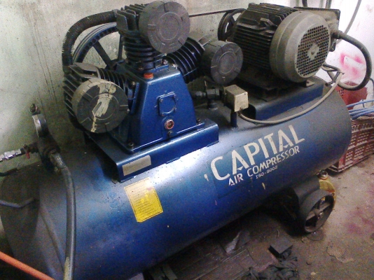 ขายถูก ปั๊มลม200ลิตร ลดให้ตามขอครับ 26000แถมแม็คเนติกกับเบรคเกอร์