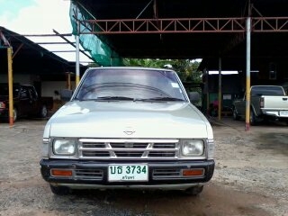 ขายด่วน ฝากระโปรง NISSAN BIG M  ปี 37 ราคา 79,000 บาท