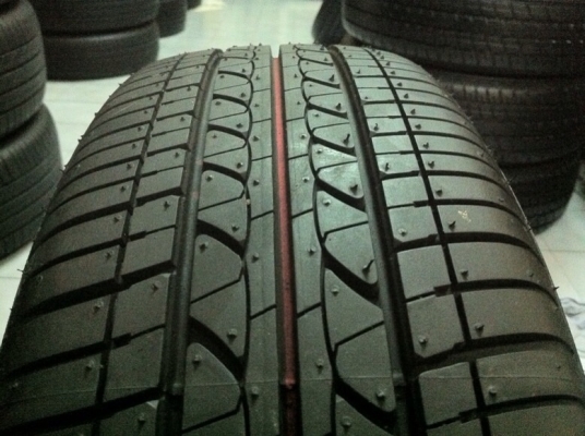 ขายล้อแม็ก Nissan March 15นิ้ว พร้อมยางใหม่ปลายปี12