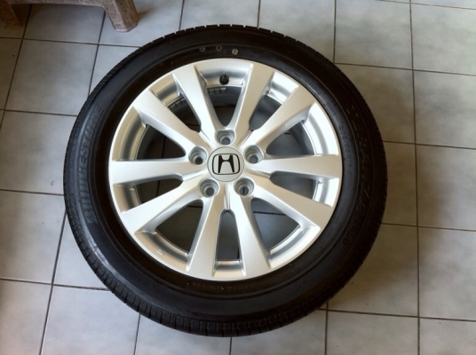 ขายล้อแม็ก Honda Civic FB 16" พร้อมยางป้ายแดง ปี13