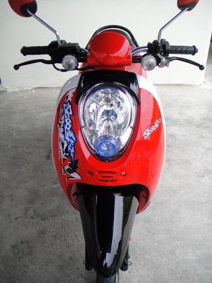 ขาย Honda Scoopy ปี 55 2012 สีแดง เทา ดำสภาพสวย ลองดูก่อนครับ