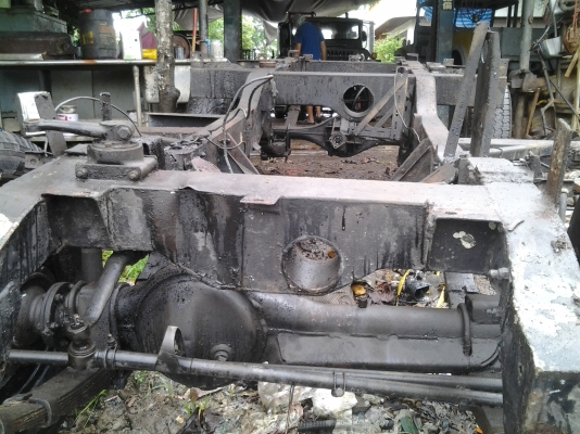 ลงขายใหม่ทิ้งจอง ขายแซสซี  แลนด์โรเวอร์  S.2  กระบะสภาพสวย ไม่ผุครับ  พร้อมล้อ  16000-  แถมเกียร์แลนด์ 1 ลูก