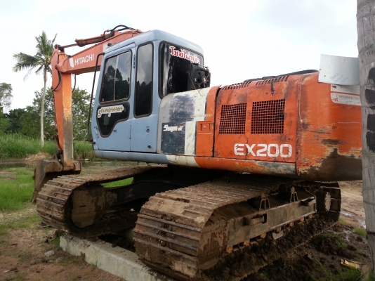 ขายอะใหล่ด่วน HITACHI EX 200-3 สนใจติดต่อด่วน