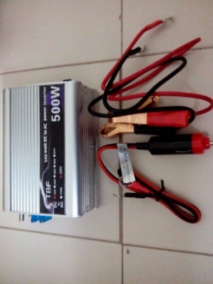 กล่องแปลงไฟ12V(DC)เป็น220V(AC) กล่องแปลงไฟ12V(DC)เป็น220V(AC)