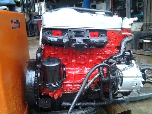 ขายเครื่องยนต์ดีเซล  ISUZU  4JG2  ขนาด 3100 C.C.  พร้อมใช้งาน   22000-บาท