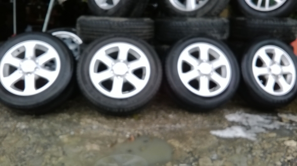 ขายล้อ ISUZU ขอบ16พร้อมยางชุดละ 4800