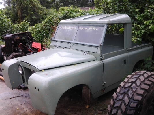 ลงขายใหม่ทิ้งจอง บอดี้ รถแลนด์ S.2 ช่วงสั้น สภาพสมบรูณ์เป็นมีเนียมทั้งคัน ขาย 19000 - บาทครับ ลงขายใหม่ทิ้งจอง บอดี้ รถแลนด์ S.2 ช่วงสั้น สภาพสมบรูณ์เป็นมีเนียมทั้งคัน ขาย 19000 - บาทครับ