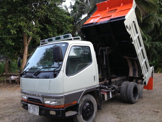 ขายรถ 6 ล้อดั้ม 110 แรงราคาเบาๆ สภาพพร้อมใช้งาน