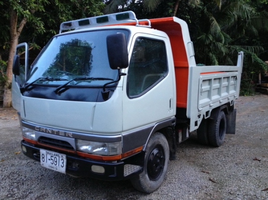 ขายรถ 6 ล้อดั้ม 110 แรงราคาเบาๆ สภาพพร้อมใช้งาน