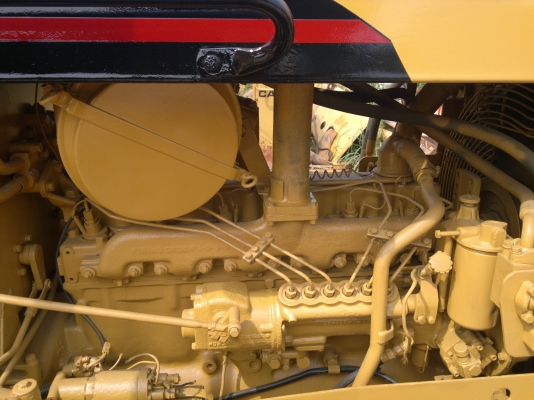 ขายแทรคเตอร์ CAT D5B เครื่อง 44V.