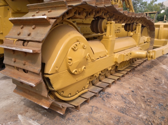 ขายแทรคเตอร์ CAT D5B เครื่อง 44V.