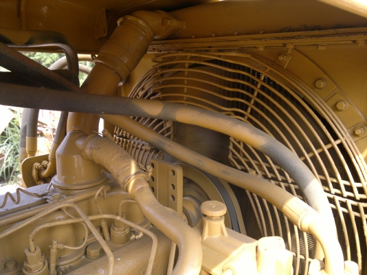 ขายแทรคเตอร์ CAT D5B เครื่อง 44V.