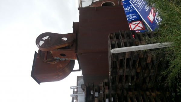 ขายเหล็กแผ่นหนา 6 มิล. ยาว6m. กว้าง 2.50m. มี 8 แผ่น กก.ละ 16 บ. โค้งนิด ดัดแปลงทำงานได้หลากหลายครับ