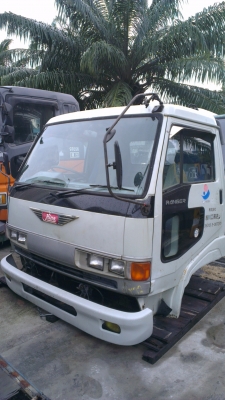 หัวเก๋ง Hino FB ซุปเปอร์เสี่ย  หัวนอกสภาพสวย