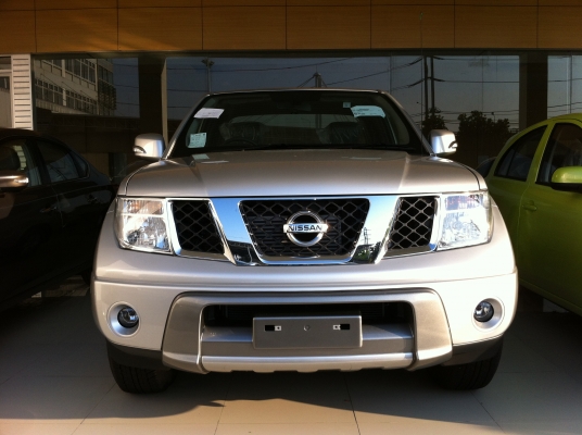 NISSAN NAVARA นาวาร่าใหม่ ดาวน์เริ่มต้น 0\% เท่านั้นครับ!!!!! + ฟรี Accessories อุปกรณ์ตกแต่งรอบคัน +++++ NAVARA K/C,D/C GR&amp;SV ใหม่ แรงจัด ประหยัดจริง เครื่องยนต์ 2,500 cc 144 แรงม้าแรงบิด 356 นิวตัน-เมตร 6 Speeds และใหม่ล่าสุดกับ NISSAN NAVARA GASOLIN