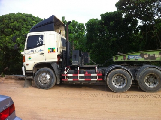 รถฮีโน่ 10 ล้อ หัวลาก 320 แรงม้า ปี 49  ( ขายหัว , หาง )  สนใจติดต่อ 081 - 6079515