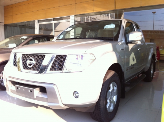 NISSAN NAVARA นาวาร่าใหม่ ดาวน์เริ่มต้น 0\% เท่านั้นครับ!!!!! + ฟ รี Accessories อุปกรณ์ตกแต่งรอบคัน +++++ NAVARA K/C,D/C GR&amp;SV ใหม่ แรงจัด ประหยัดจริง เครื่องยนต์ 2,500 cc 144 แรงม้าแรงบิด 356 นิวตัน-เมตร 6 Speeds และใหม่ล่าสุดกับ NISSAN NAVARA GASOLI