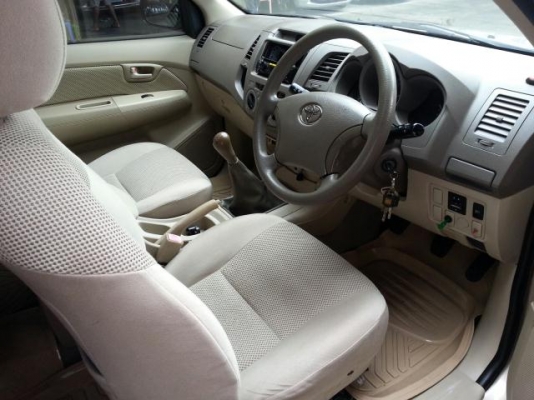 ขายด่วน TOYOTA VIGO CAB 2.5E 2005
