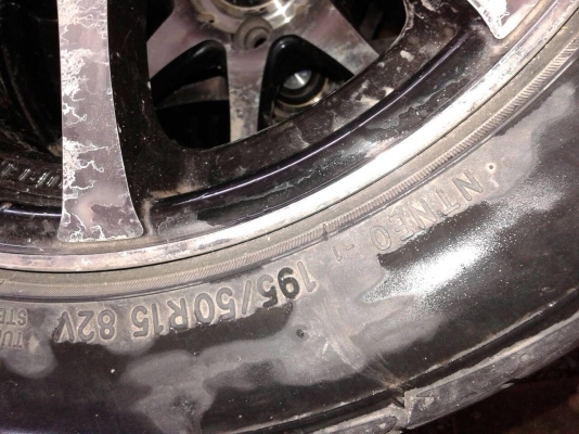 แม็กขอบ 15 สวยๆ พร้อมยาง 195 50 15 ปี 10 4รู100