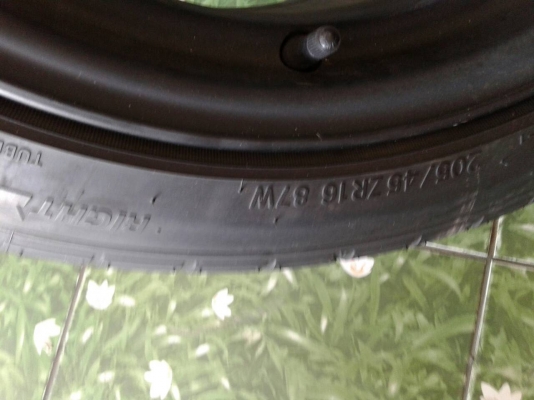 แม็กขอบ 16  4รู100 พร้อมยาง 205 45 16  ปี 10