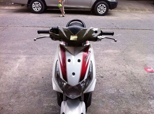 ICON ปี 52 สีแดง ขาว ล้อแม็ก เครื่องเดิมๆเอกสารครบ ชุดสีสดรถสวยจ้า ICON ปี 52 สีแดง ขาว ล้อแม็ก เครื่องเดิมๆเอกสารครบ ชุดสีสดรถสวยจ้า