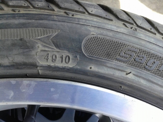 แม็กขอบ 17  4รู100  114  พร้อมยาง 205 45 17 ปี 10