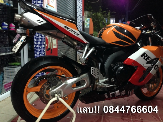 ขาย HONDA CBR 1000RR ทะเบียนพร้อมโอน ขาย HONDA CBR 1000RR ทะเบียนพร้อมโอน