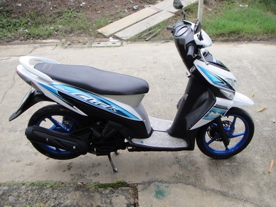 ขาย Honda Click ปี 50 ขาวสภาพสวยๆ