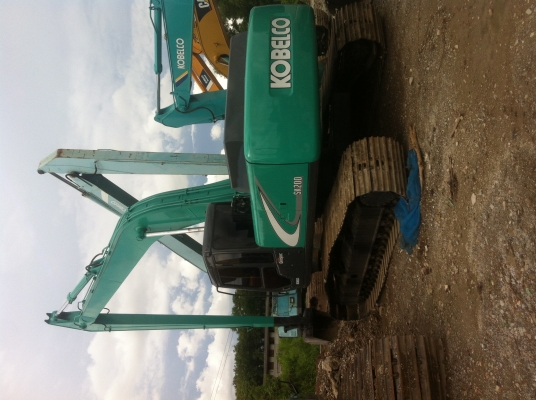 ขายรถแมคโครHITACHI 220บูมยาว ไฟฟ้าครบสภาพพร้อมใช้ โซ่ใหม่ สนใจติดต่อ บอย085-156-2314