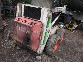 ขาย-รถตักล้อยาง BOBCAT 725 เครื่องยนต์ดีเซล ตักได้ 1 คิว สภาพดี สมบูรณ์ พร้อมใช้งาน ยกสูง 3 เมตร ขาย-รถตักล้อยาง BOBCAT 725 เครื่องยนต์ดีเซล ตักได้ 1 คิว สภาพดี สมบูรณ์ พร้อมใช้งาน ยกสูง 3 เมตร