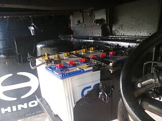 ขายNPR 115แรงม้าF หน้า-หลังอยากซื้อเท่าไรว่ามาครับอยากขาย