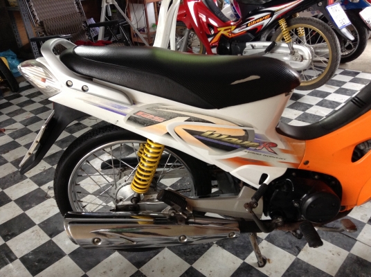 ขาย!!!เวฟ125R ปี48 รถเครื่องดีคับ มีเล่มทะเบียนครบ ภาษีไม่หมด