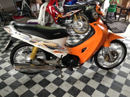 ขาย!!!เวฟ125R ปี48 รถเครื่องดีคับ มีเล่มทะเบียนครบ ภาษีไม่หมด