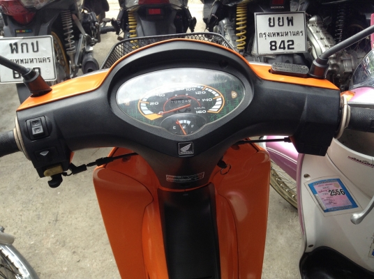 ขาย!!!เวฟ125R ปี48 รถเครื่องดีคับ มีเล่มทะเบียนครบ ภาษีไม่หมด