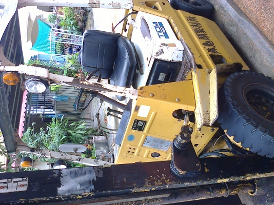 มาอีกแล้วครับ  เสาสูง  4เมตร  ขายถูก 150,000บาท  TCM FD25  ขนาด2.5ตัน เสาสูง4เมตร เครื่องดีเซล อีซุซุ c240 เกียร์ธรรมดา