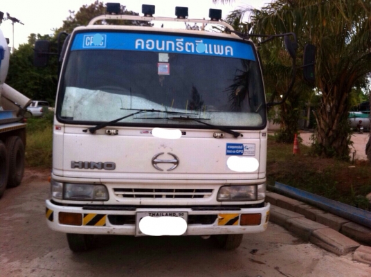 รถโม่ปูน 6ล้อ