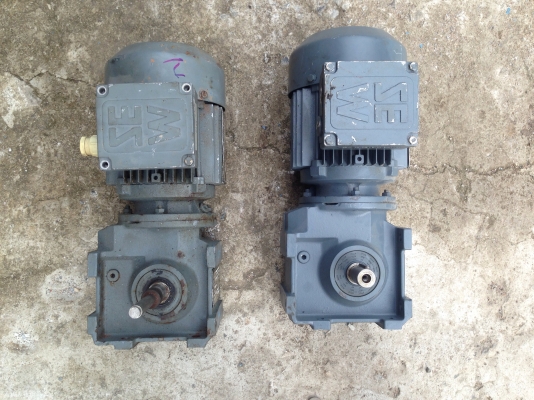 ขายมอเตอร์เกียร์ SEW 0.5 HP. อัตราทด 1:37 สภาพสวยมาก มี 2 ตัวครับ
