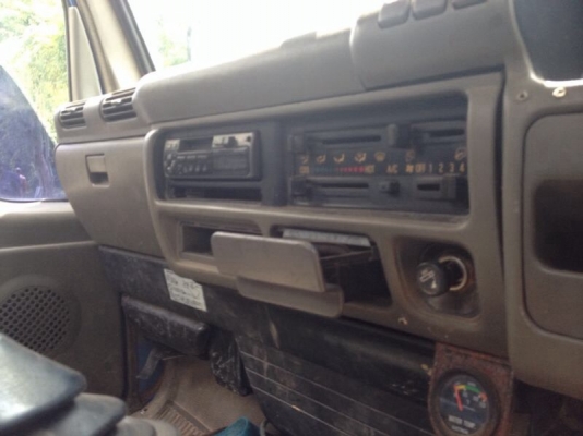 รถอีซูซุ 4 ล้อ NKR 100 แรงม้า ปี 46 ( รถประกอบ ) สนใจติดต่อ 081 - 6079515 รถอีซูซุ 4 ล้อ NKR 100 แรงม้า ปี 46 ( รถประกอบ ) สนใจติดต่อ 081 - 6079515