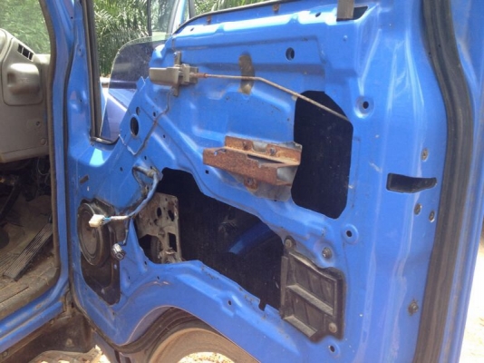 รถอีซูซุ 4 ล้อ NKR 100 แรงม้า ปี 46 ( รถประกอบ ) สนใจติดต่อ 081 - 6079515 รถอีซูซุ 4 ล้อ NKR 100 แรงม้า ปี 46 ( รถประกอบ ) สนใจติดต่อ 081 - 6079515