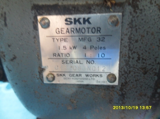 ขายมอเตอร์พร้อมเกียร์ทด TOSHIBA 1.5KW. อัตราทด 1:10 สภาพสวย ขายมอเตอร์พร้อมเกียร์ทด TOSHIBA 1.5KW. อัตราทด 1:10 สภาพสวย