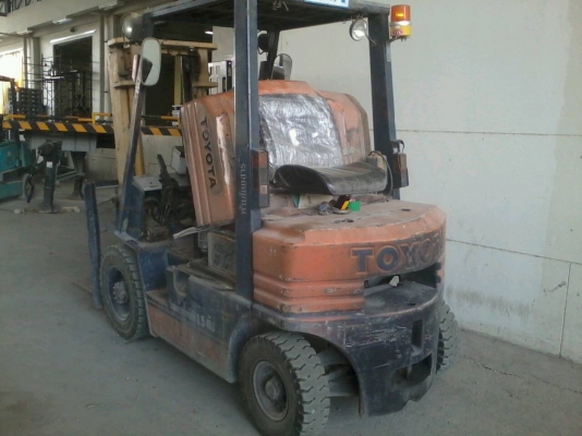 ขาย รถฟอร์คลิฟต์ TOYOTA SD25