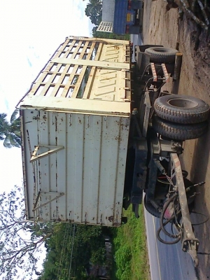 ขายลูกพ่วงปี50สภาพดีคัสซีสวย สนใจติดต่อได้ที่ 085-3635720 ขายลูกพ่วงปี50สภาพดีคัสซีสวย สนใจติดต่อได้ที่ 085-3635720