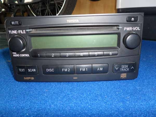 ขายวิทยุติดรถ toyota สภาพสวยมากใช้งานได้ cd mp3