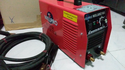 เครื่องเชื่อมระบบอินเวอร์เตอร์ยี่ห้อ เวลโปร ขนาด160Aพร้อมใช้งานครับ