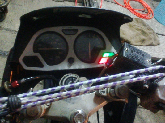 รถจักรยานยนต์ ยามาฮ่า VR