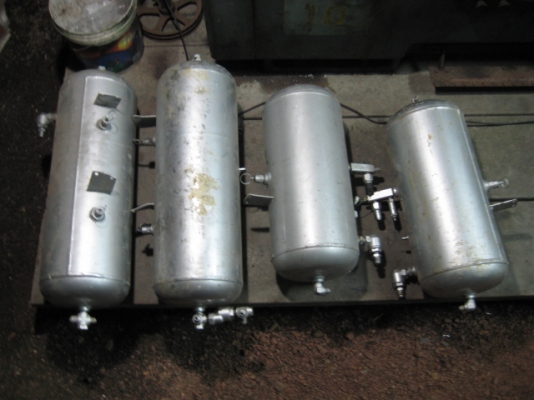 ถังลมอะลูมีเนียมเหลือใบยาว2ใบ เอา2ใบคิดราคา 3,500 สภาพดี