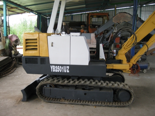 ขายด่วนรถแมคโคร YANMAR แบบ YB251-2-UZ เก่านอกไม่เคยใช้งานในไทย  เจ้าของขายเอง
