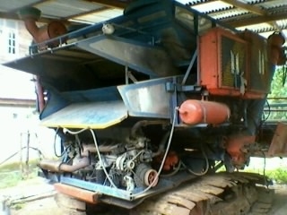 ขายด่วน รถเกี่ยวข้าวบางไทร สภาพดีพร้อมใช้งานได้เลย เครื่องยนต์ 210 HP เทอร์โบ 6HH1 TURBO ปั๊มไดกิ้นเบอร์ 22 มอเตอร์ 12 อุ้มปรับระดับซ้าย 2.5 ตัน ตัวเดินเอวสวิง 12HT พร้อมทำงานได้เลย ราคาต่อรองได้ครับ