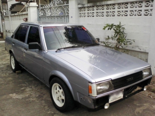 เก๋ง toyota Dx Ke70 พร้อมซิ่ง ราคาถูก