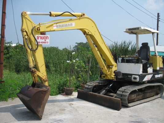 ขายด่วนรถแมคโคร YANMAR แบบ YB451-2-UZ เก่านอกไม่เคยใช้งานในไทย  เจ้าของขายเอง